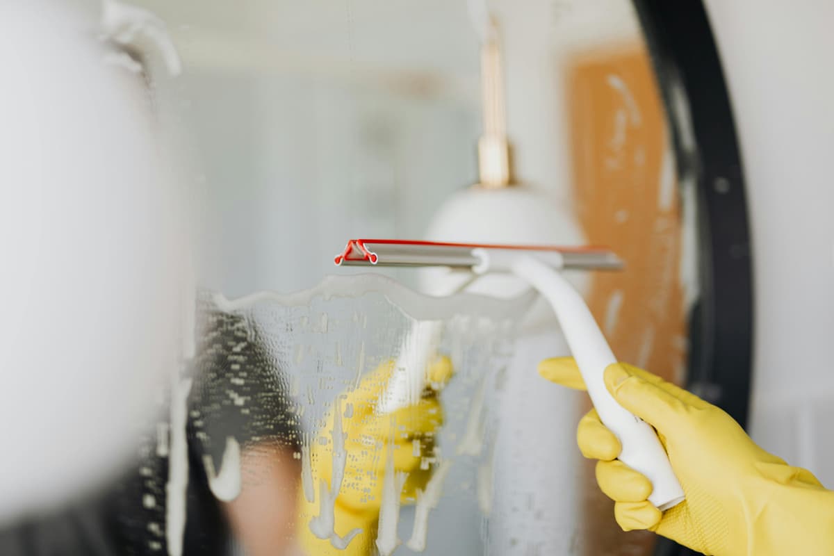 Professional end of tenancy cleaning team in Dorchester